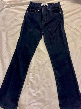 DAZE Women's Cropped High-Rise Jeans in Dark Navy